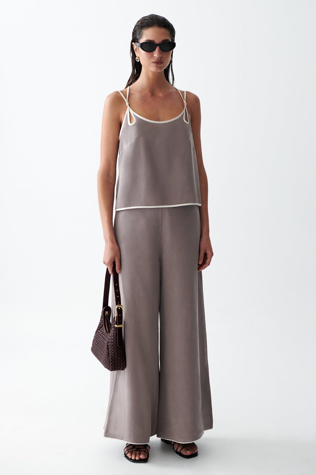 THE ELKA TENCEL TOP