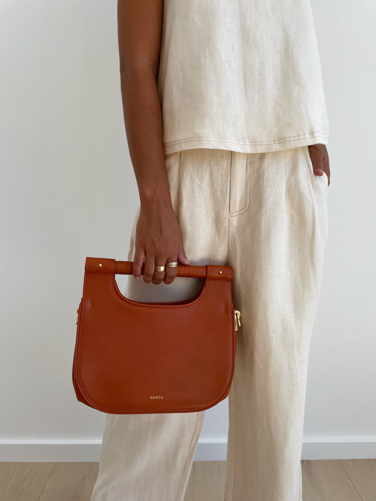 THE MAELLE CARRY-ALL BAG